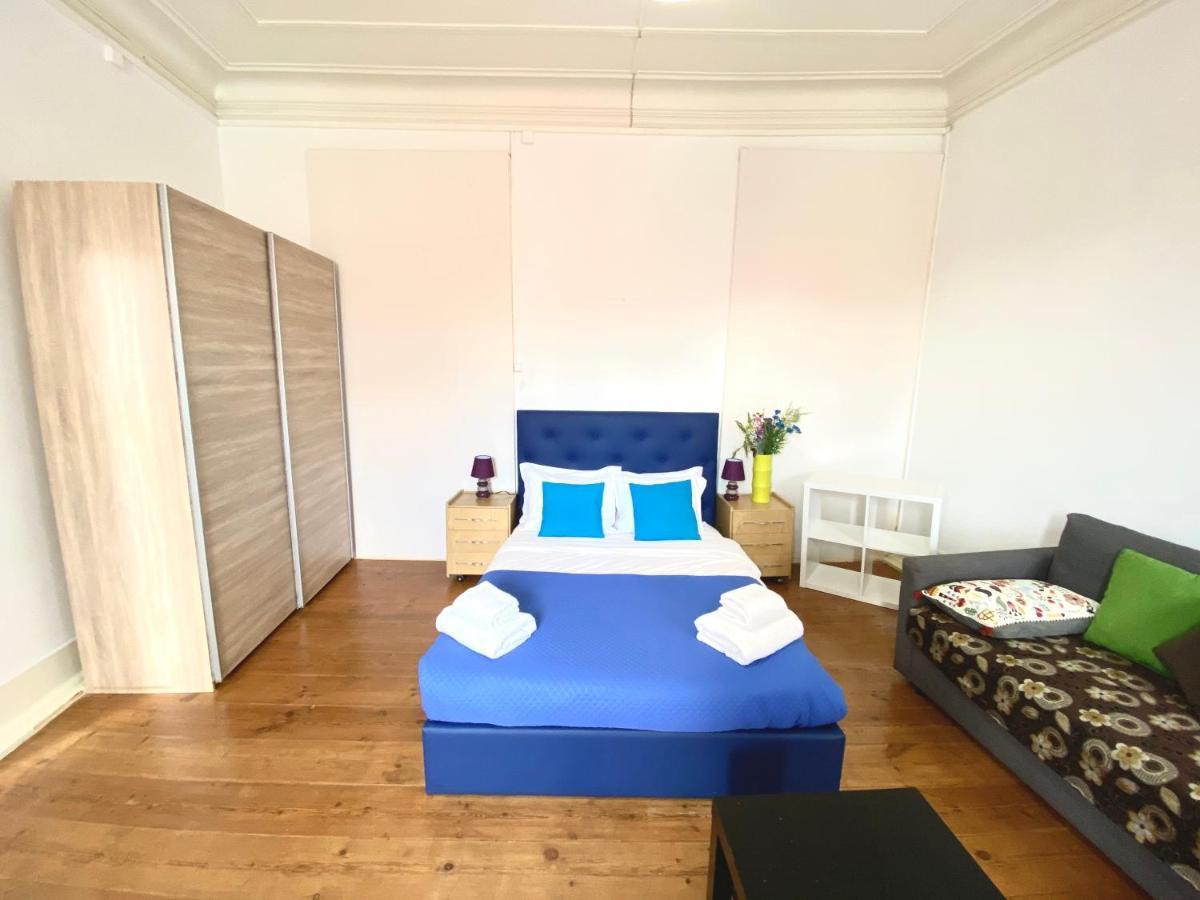 Classic Chiado 1 - Central Guest House Room With Shared Bathroom 리스본 외부 사진